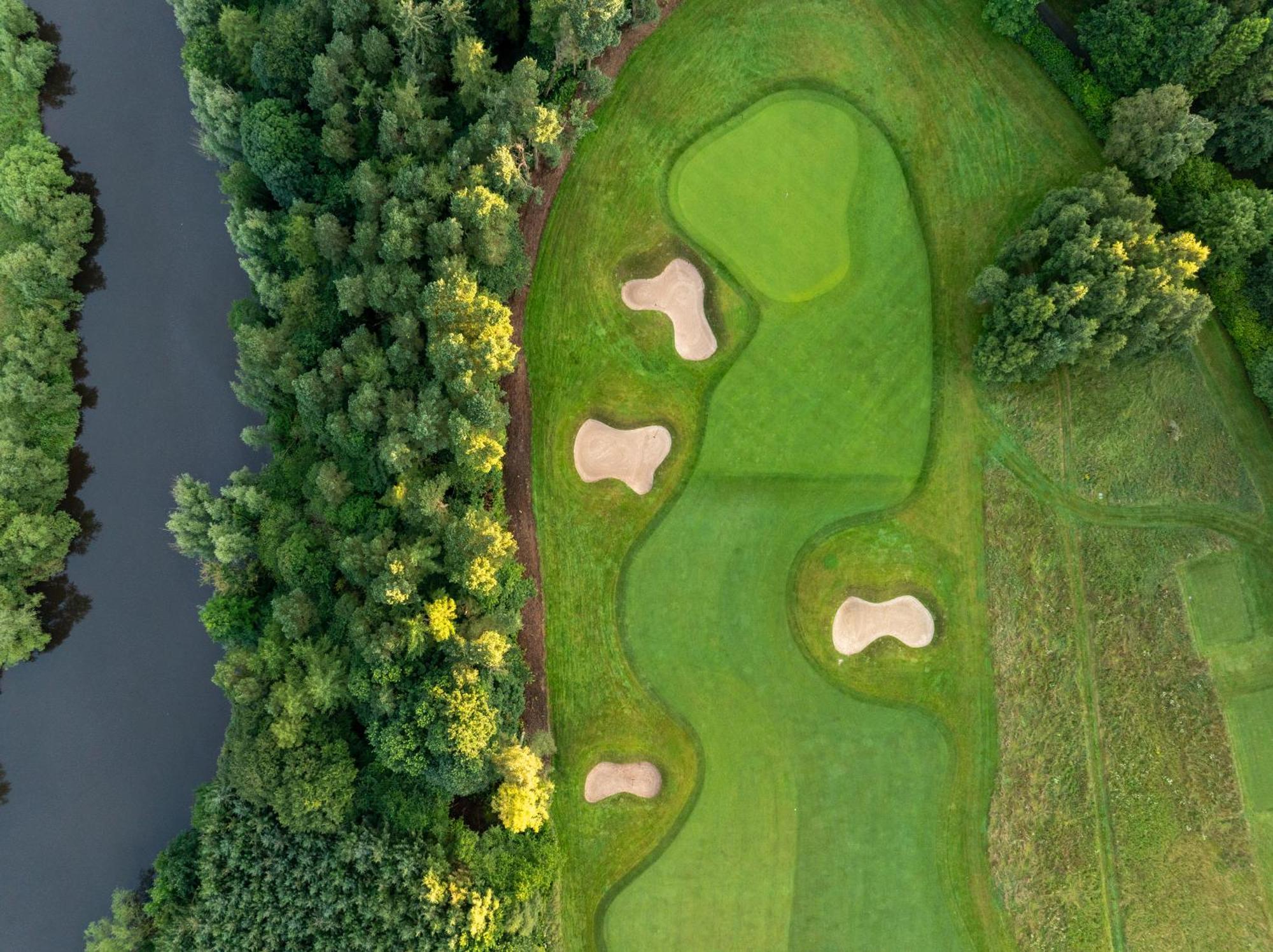 Schloss Roxburghe, Part Of Destination By Hyatt Luaran gambar The 17th hole at the 2016 U.S. Open