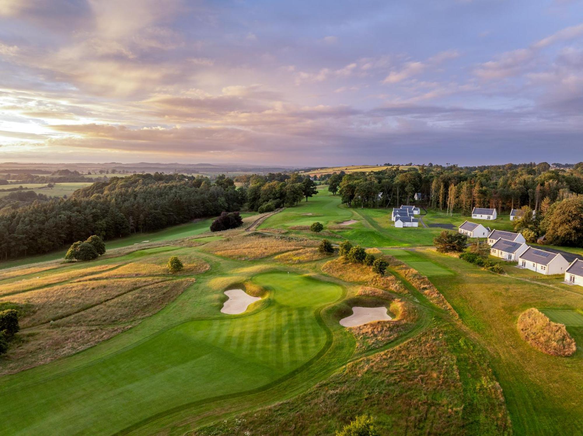Schloss Roxburghe, Part Of Destination By Hyatt Luaran gambar The 18th hole at the Old Golf Course