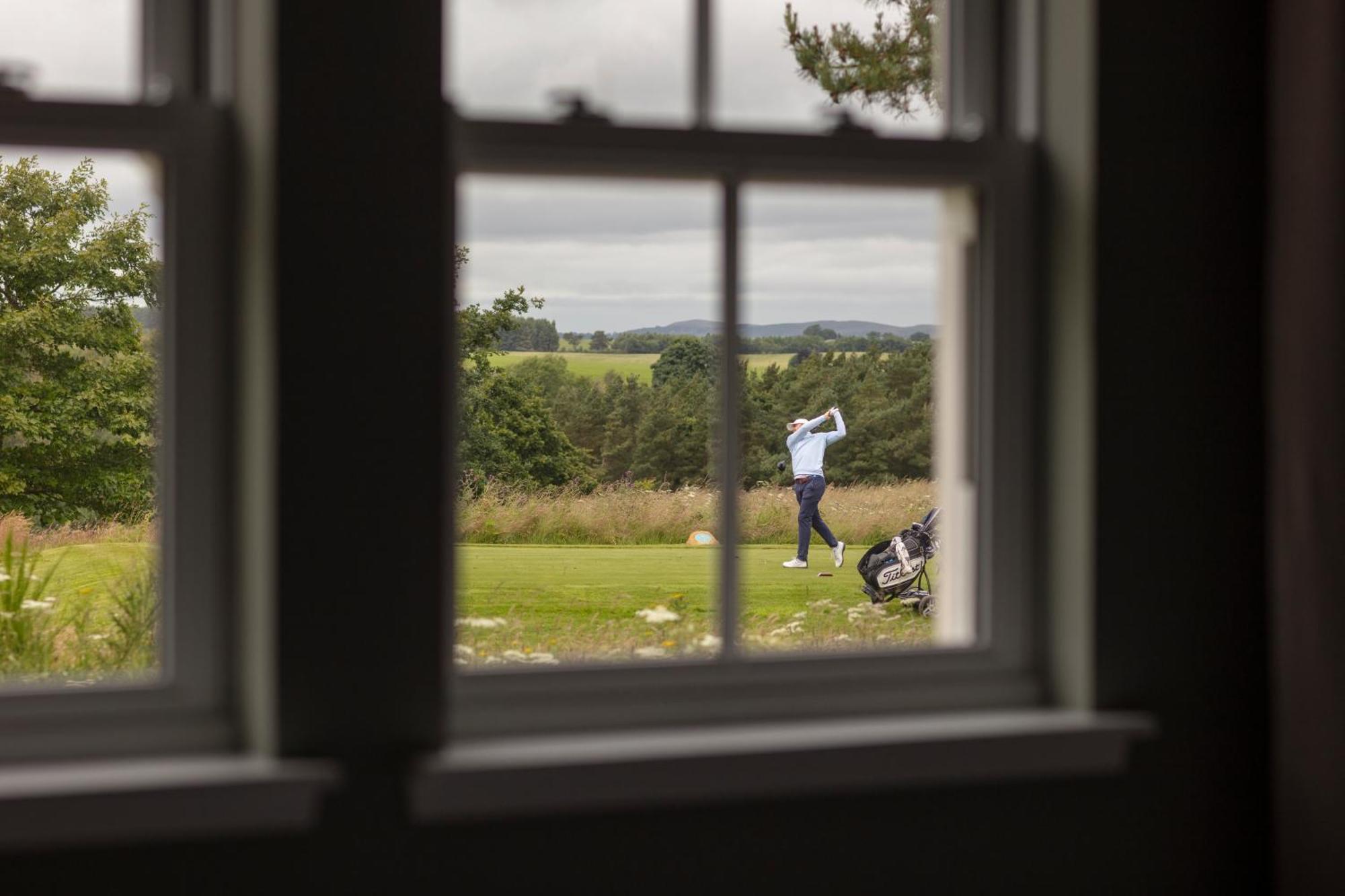 Schloss Roxburghe, Part Of Destination By Hyatt Luaran gambar Golf course view from the hotel