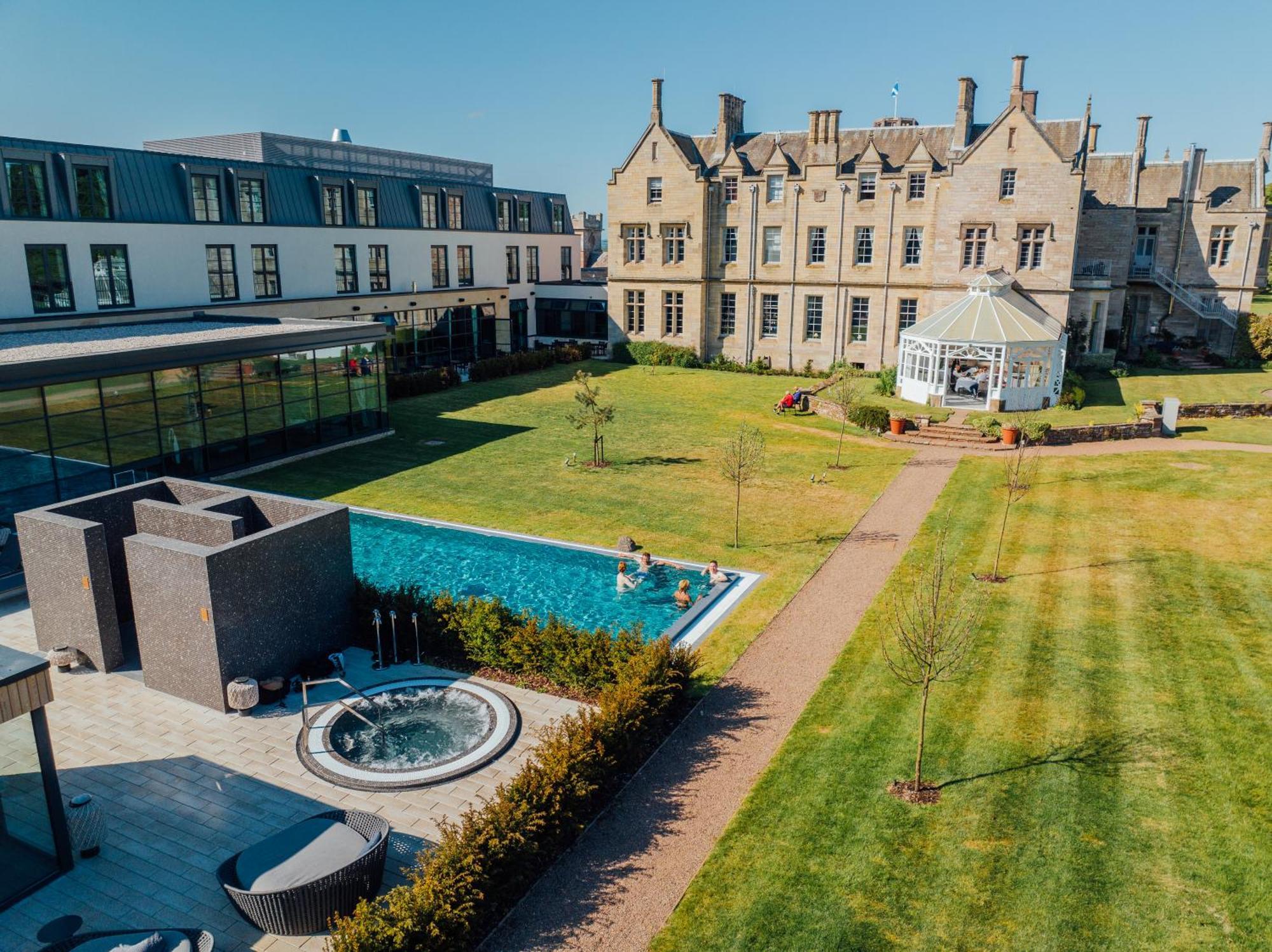 Schloss Roxburghe, Part Of Destination By Hyatt Luaran gambar The hotel's spa